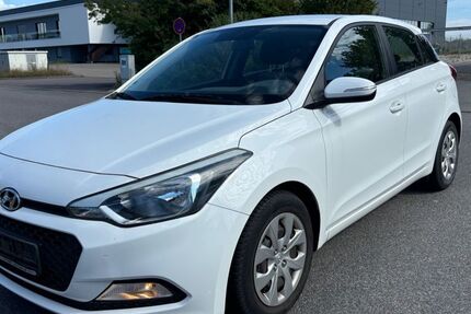 Hyundai i20 29.000 km 10.500 &euro; Plankstadt 68723