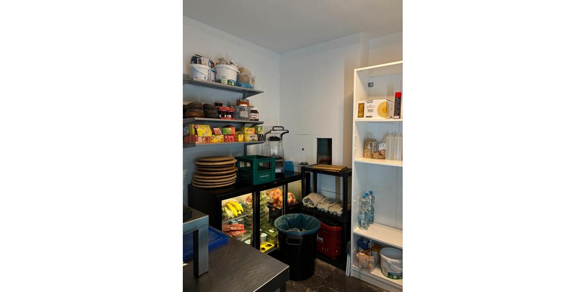 MA - LINDENHOF !!! Café in Top-Lage mit Außenterrasse – gegen Ablöse abzugeben zimmer