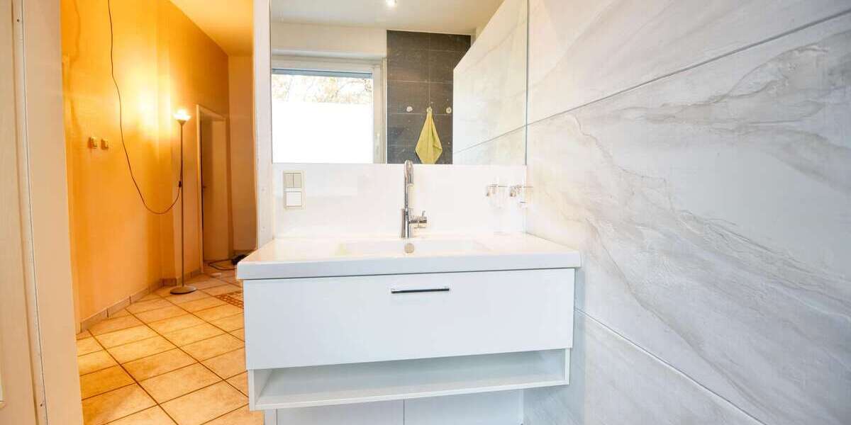 Großzügiges EFH mit Garten und Terrasse in bevorzugter Lage Neuostheims Mehrere Nutzungsmögl 9 zimmer