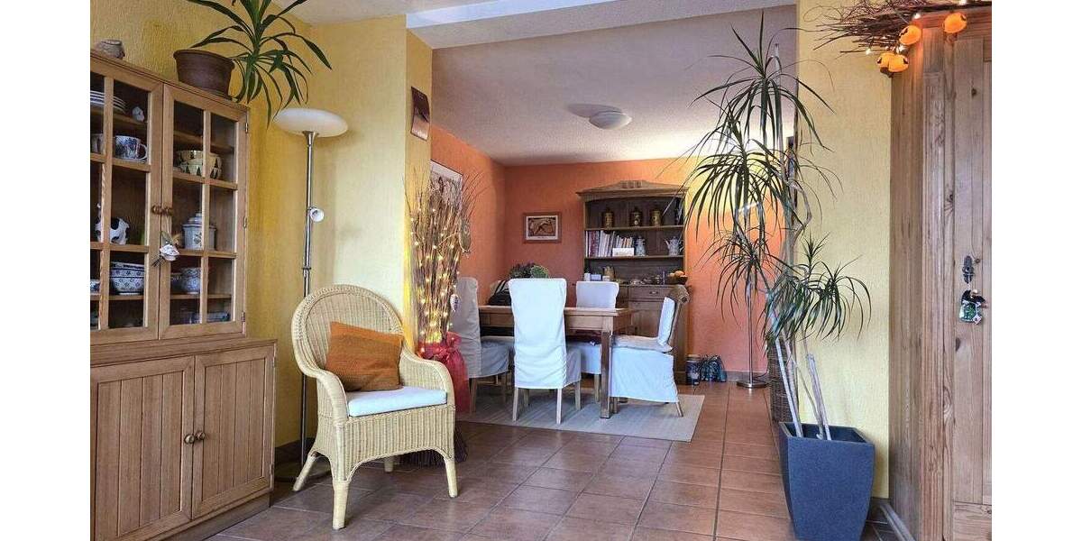 Mehrfamilienhaus, Wohnhaus Haßloch - 8 Zimmer, 198 m&sup2;, 599.000&euro; | Angebot:25821809