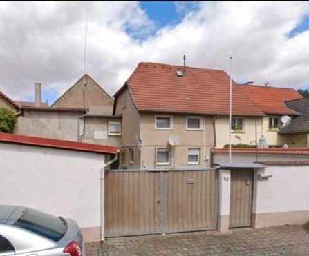 Doppelhaushälfte Worms - 4.5 Zimmer, 179 m&sup2;, 165.000&euro; | Angebot:24833143