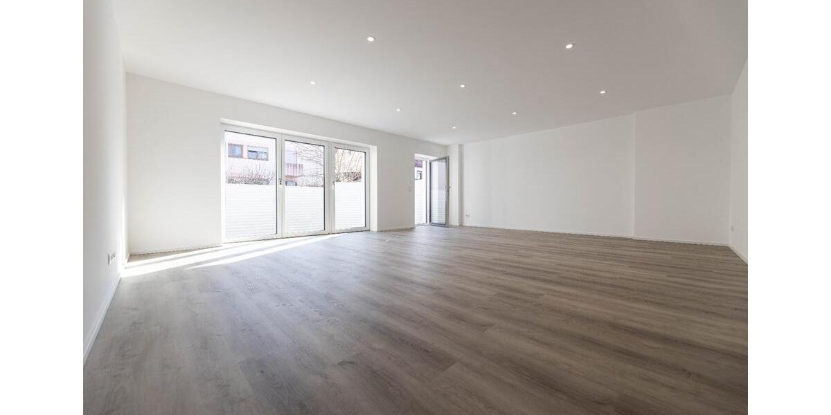 Erdgeschoßwohnung Ludwigshafen am Rhein Ludwigshafen-Oggersheim - 2.5 Zimmer, 112 m&sup2;, 1.500&euro; | Angebot:25644942