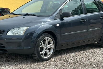 Ford Focus 145.000 km 1.998 &euro; mannheim 68199