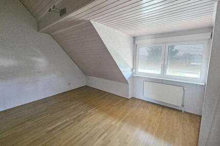 ObjNr:19704 - Gepflegtes 2- bis 3-Familienhaus mit großem Garten in Mannheim-Käfertal - Haus Mannheim Käfertal | Angebot:21226617