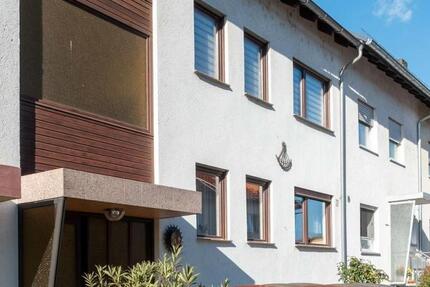 Haus Mannheim Rheinau - 8 Zimmer, 263 m&sup2;, 619.000&euro; | Angebot:26057572