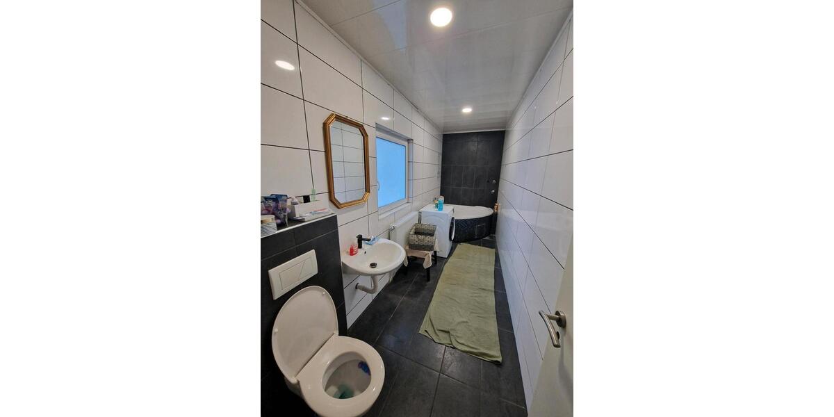 3FH in Wormser Stadtmitte mit wertvollem Potenzial zimmer