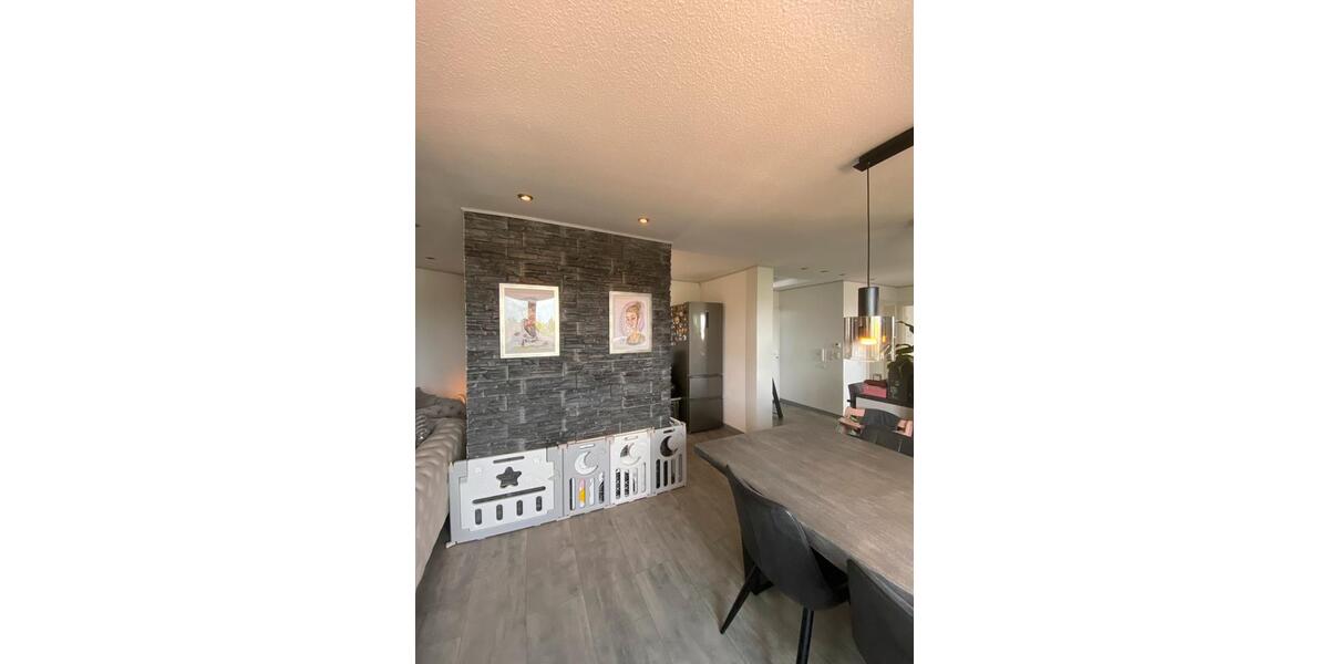 Dachgeschoßwohnung Ludwigshafen am Rhein Rheingönheim - 3.5 Zimmer, 84 m&sup2;, 207.500&euro; | Angebot:23797671