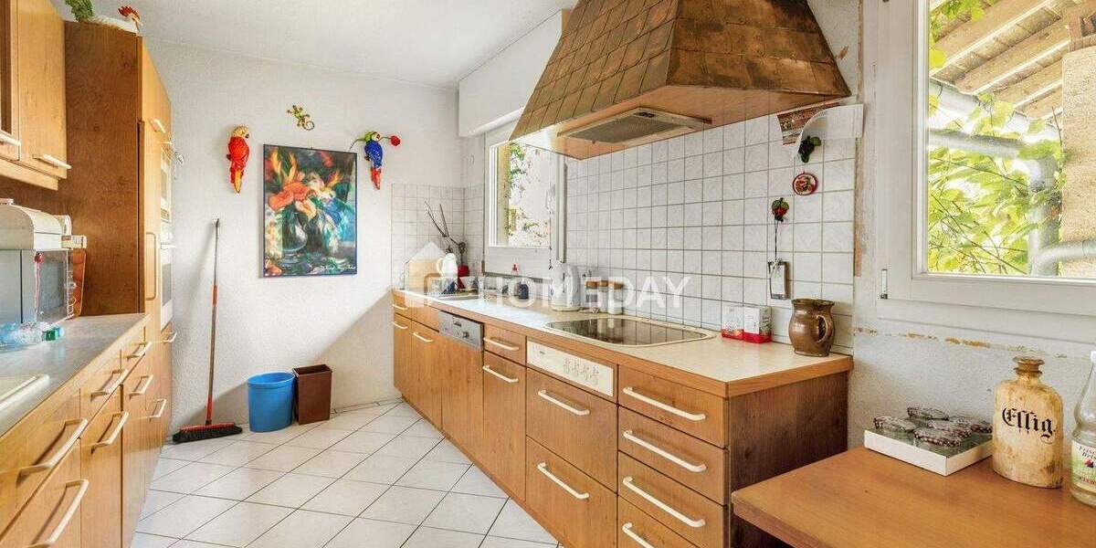 Viel Platz fürs Familienleben: EFH mit ELW & traumhaftem Gartenparadies im Ortsteil Dilsberg 1 zimmer