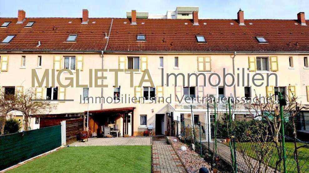 Haus zum Kaufen in Ludwigshafen 339.000 € 100 m²