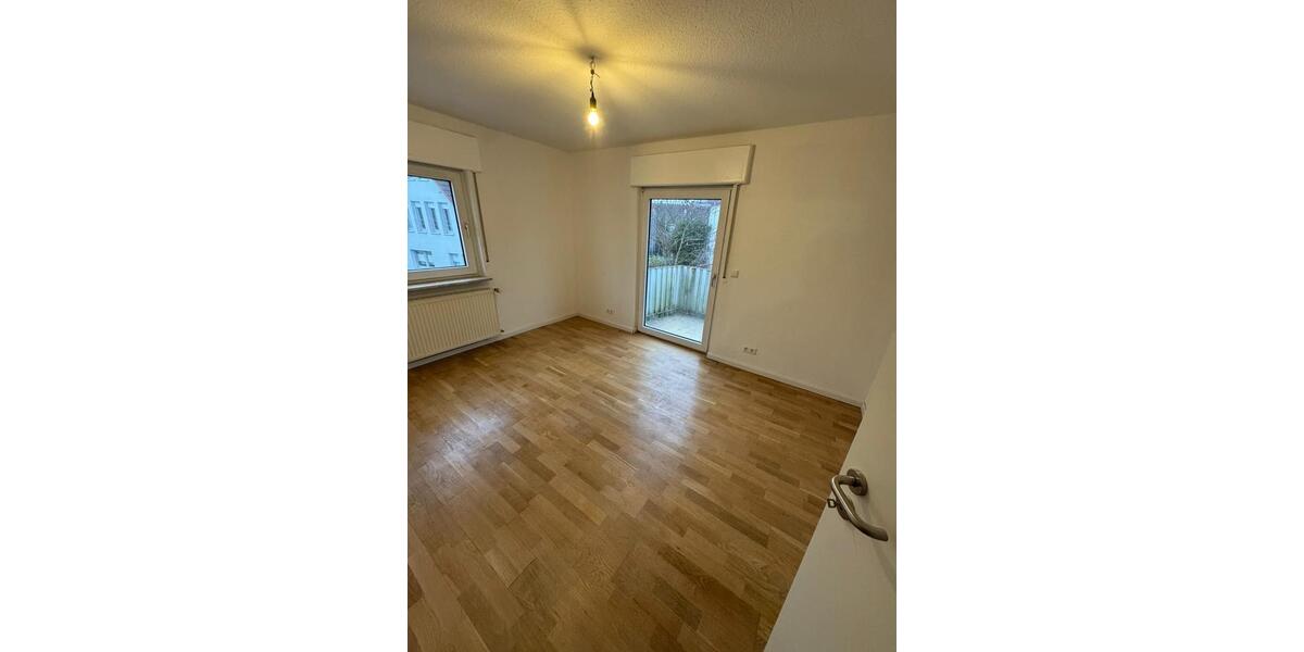 Etagenwohnung Heidelberg Kirchheim - 4 Zimmer, 96 m&sup2;, 560&euro; | Angebot:24536811