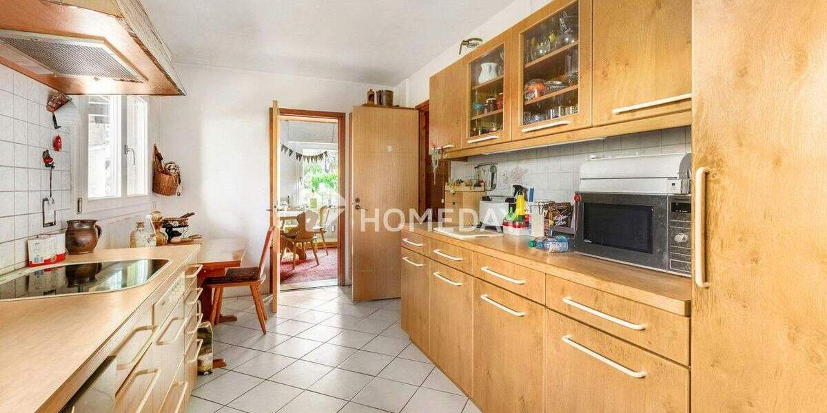 Viel Platz fürs Familienleben: EFH mit ELW & traumhaftem Gartenparadies im Ortsteil Dilsberg 1 zimmer