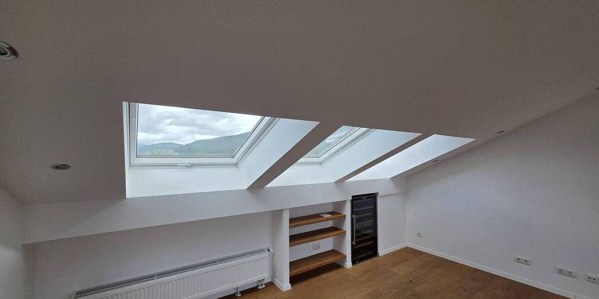 Etagenwohnung Heidelberg Rohrbach - 6 Zimmer, 145 m&sup2;, 2.950&euro; | Angebot:26926619