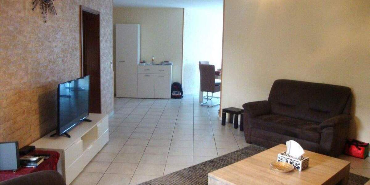 Etagenwohnung Mannheim Rheinau - 3 Zimmer, 93 m&sup2;, 259.000&euro; | Angebot:25682747