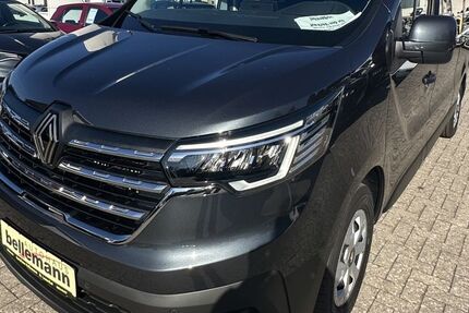 Renault Trafic 2.000 km 49.850 &euro; St. Leon-Rot OT Rot 68789