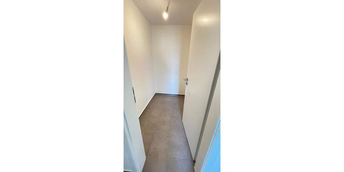 Etagenwohnung Eppelheim - 3 Zimmer, 84 m&sup2;, 950&euro; | Angebot:25674926