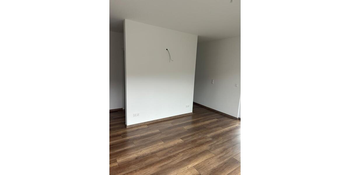 Moderne Doppelhaushälfte: Wohnen und Arbeiten mitten im Grünen 5 zimmer