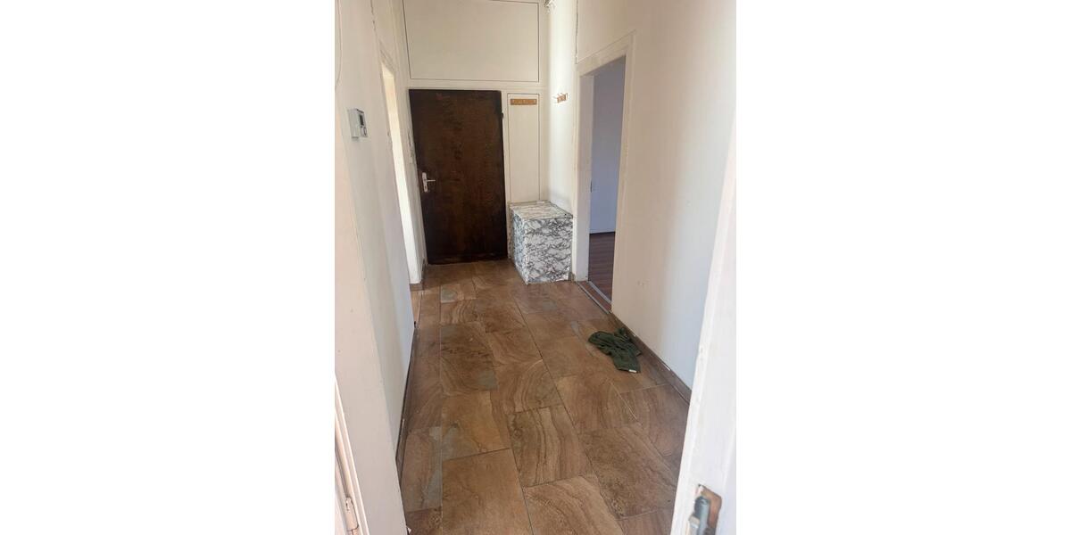 Dachgeschoßwohnung Frankenthal (Pfalz) - 3 Zimmer, 75 m&sup2;, 960&euro; | Angebot:26262835