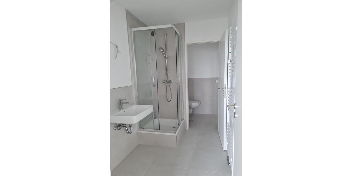 Etagenwohnung Ludwigshafen am Rhein Ludwigshafen-Oggersheim - 3 Zimmer, 82 m&sup2;, 900&euro; | Angebot:25099989