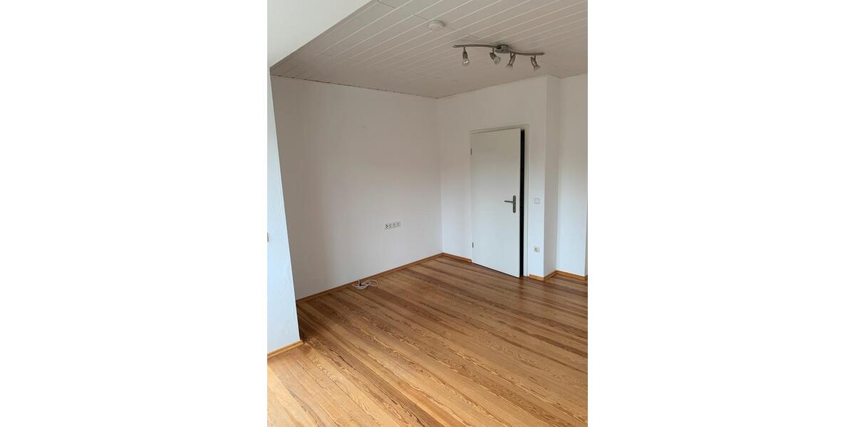 Erdgeschoßwohnung Ludwigshafen am Rhein Ludwigshafen-Hemshof - 1 Zimmer, 61 m&sup2;, 630&euro; | Angebot:26271426