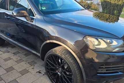 VW Touareg 225.000 km 9.999 &euro; neustadt 67435