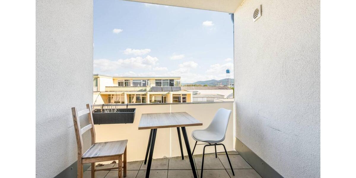 STUDENTS ONLY: YOUR SHARING ROOM IN A 2-ROOM APARTMENT: Furnished student apartment in Heidelberg with all-in rent 1 zimmer