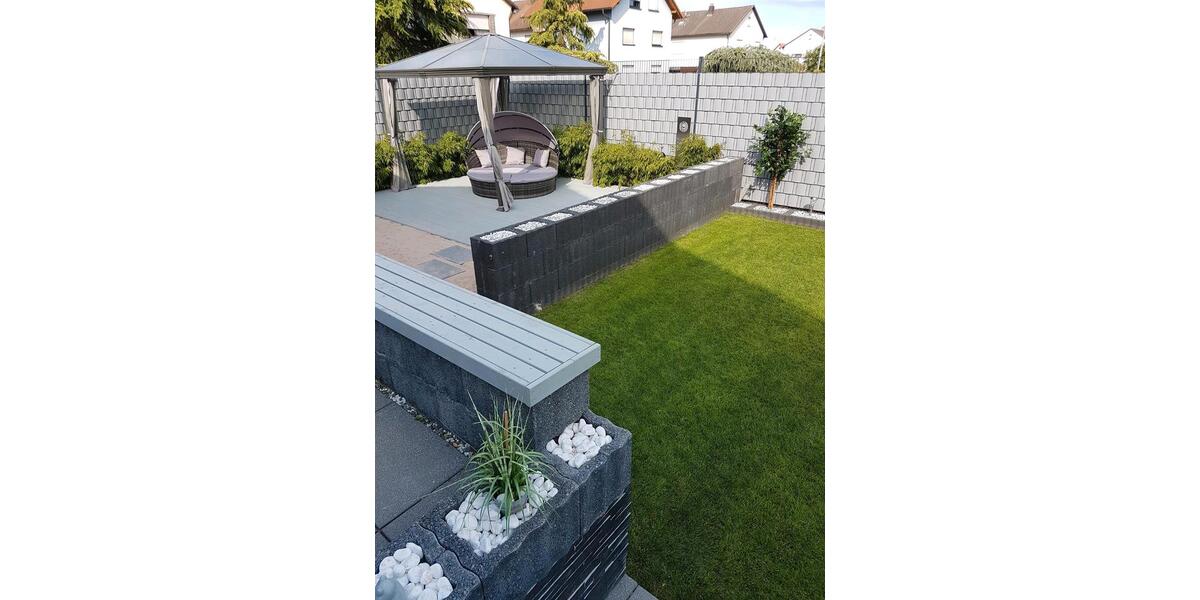 Großzügiges Einfamilienhaus mit Terrasse & Garten EFH 9 zimmer