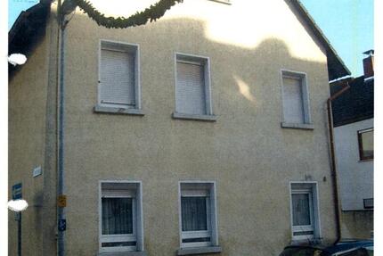 Haus Gernsheim - 9 Zimmer, 209 m&sup2;, 239.000&euro; | Angebot:26750629