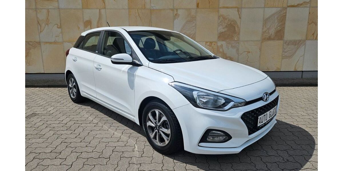 Hyundai i20 76.900 km 12.990 &euro; Schwetzingen 68723