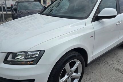 Audi Q5 210.000 km 10.990 &euro; Mannheim 68159