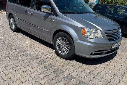 Chrysler Grand Voyager 144.361 km 9.800 &euro; Mannheim 68199