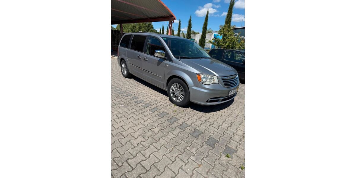 Chrysler Grand Voyager 144.361 km 9.800 &euro; Mannheim 68199