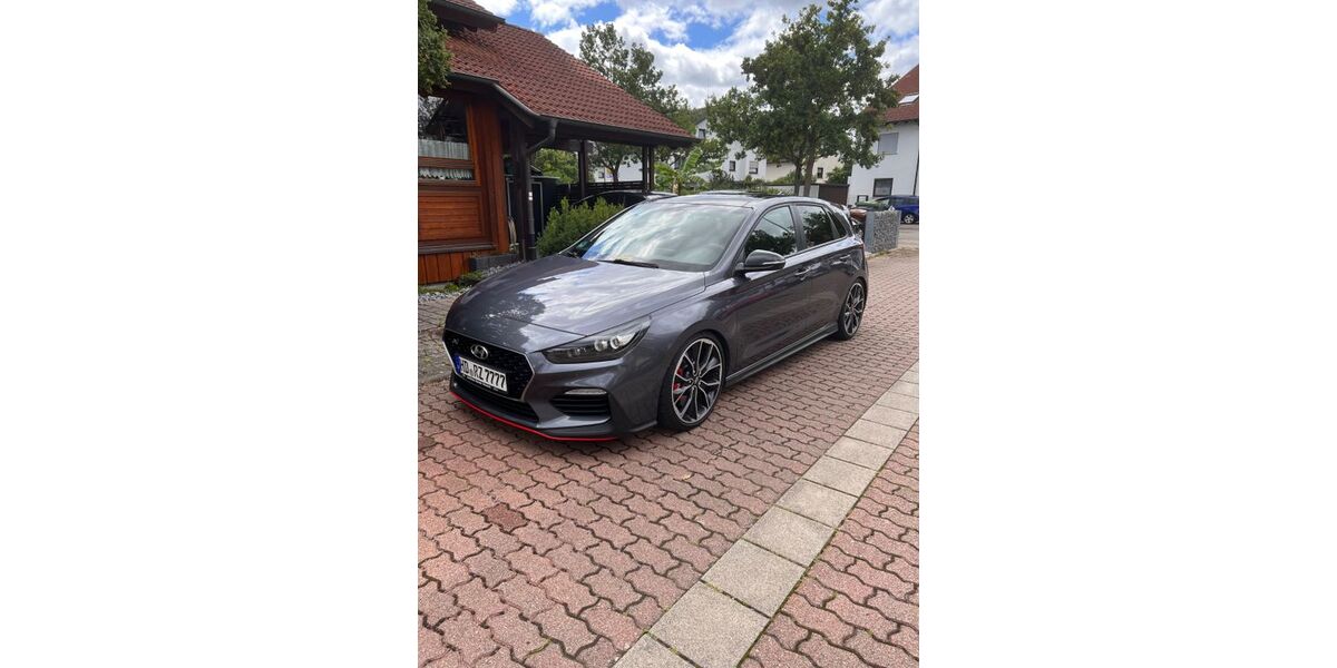 Hyundai i30 105.000 km 18.500 &euro; Reilingen 68799