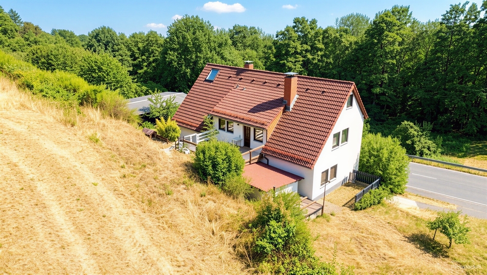 Charmantes Zweifamilienhaus mit Einliegerwohnung und traumhaftem Garten in Heppenheim - Zweifamilienhaus Heppenheim (Bergstraße) | Angebot:27248767