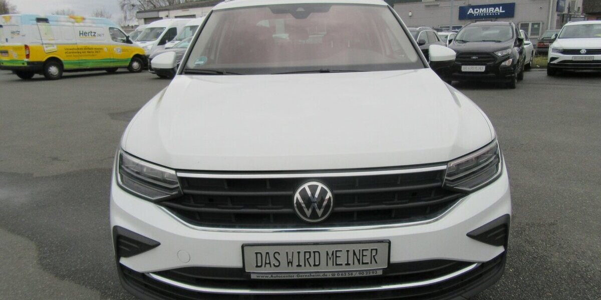VW Tiguan Active 1.5, NAVI, LED 88.000 km 24.890 &euro; Gernsheim 64579