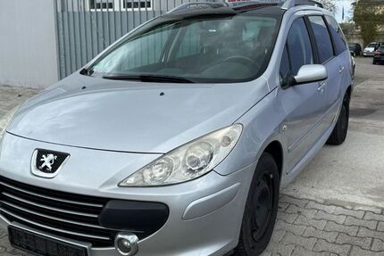 Peugeot 307 241.990 km 896 &euro; Mannheim 68199
