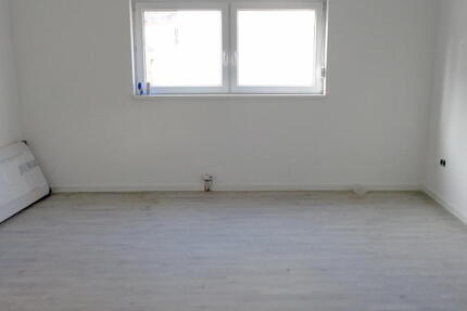 ObjNr:19073 - 2 Häuser in ruhiger Lage von Mutterstadt 7 zimmer