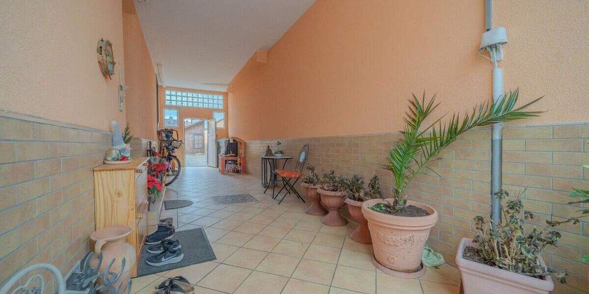 Einfamilienhaus Edingen-Neckarhausen Edingen - 7 Zimmer, 283 m&sup2;, 645.000&euro; | Angebot:25669391