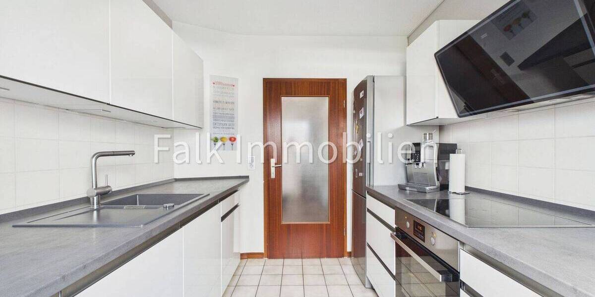 Etagenwohnung Brühl - 4 Zimmer, 98 m&sup2;, 289.000&euro; | Angebot:26174197