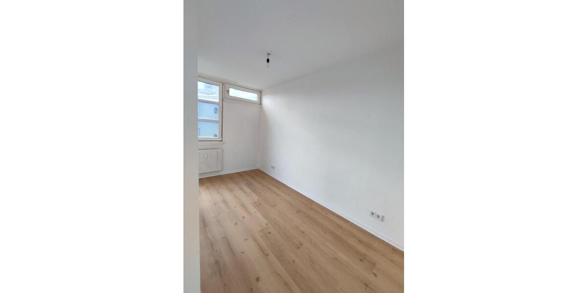 Erstbezug nach Sanierung: Helle 1 Zimmerwohnung mit charmanter Aufteilung 1 zimmer