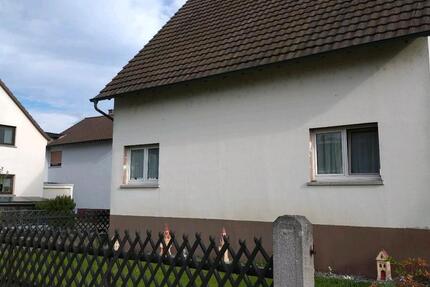 Haus Bensheim - 5 Zimmer, 110 m&sup2;, 250.000&euro; | Angebot:26660572