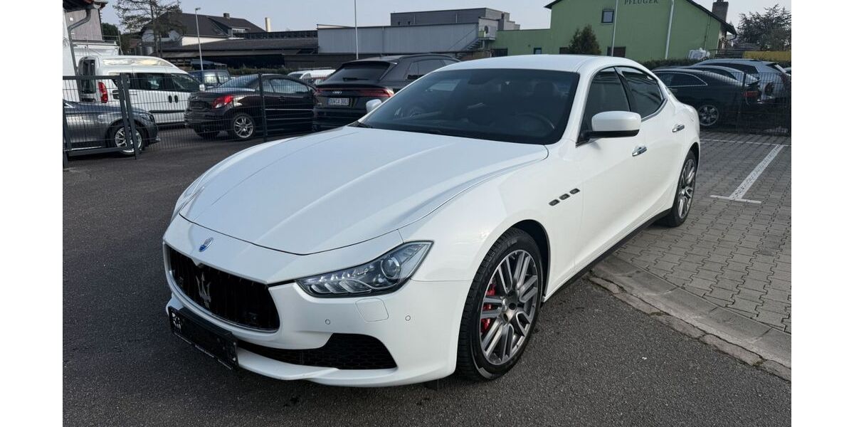 Maserati Ghibli 82.000 km 31.700 &euro; Bad Dürkheim 67098