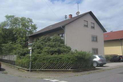 Haus Walldorf - 12 Zimmer, 314 m&sup2;, 865.000&euro; | Angebot:26671829