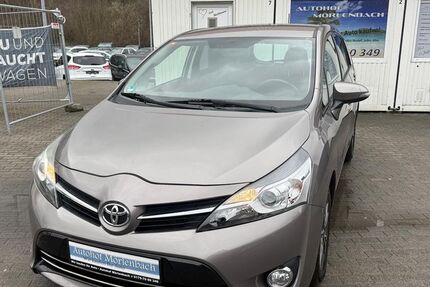Toyota Verso 142.000 km 7.999 &euro; Mörlenbach 69509