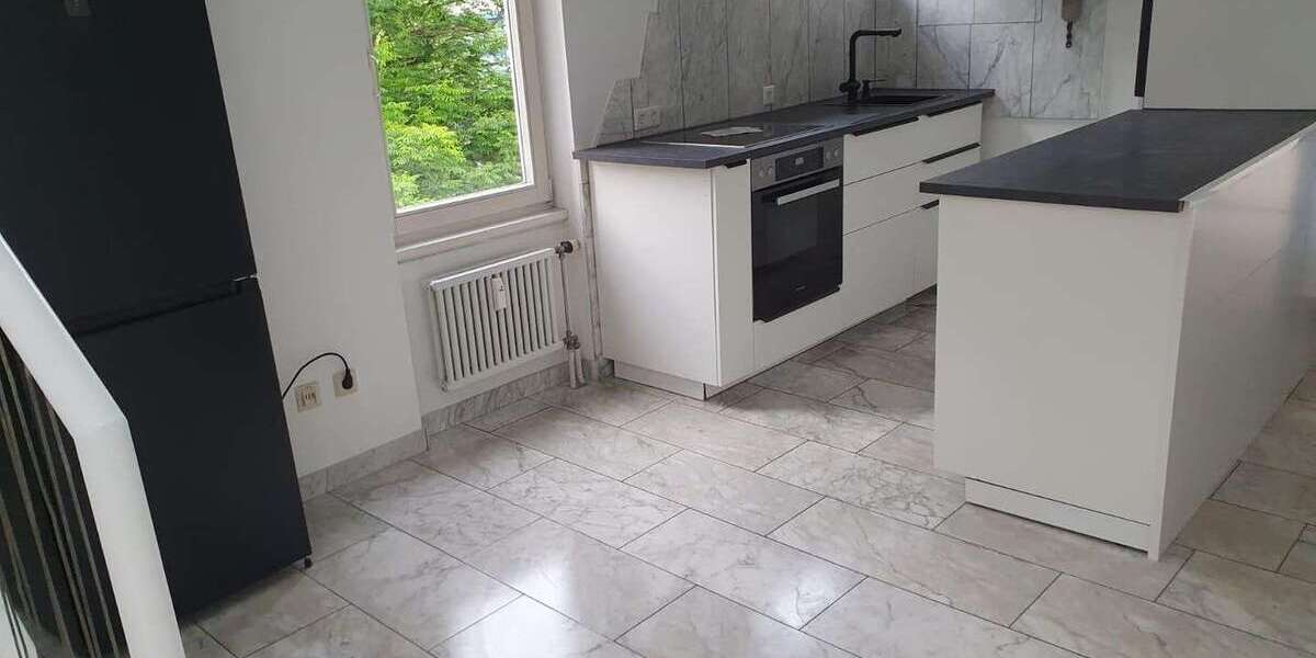 Etagenwohnung Worms - 2 Zimmer, 76 m&sup2;, 1.000&euro; | Angebot:25337152