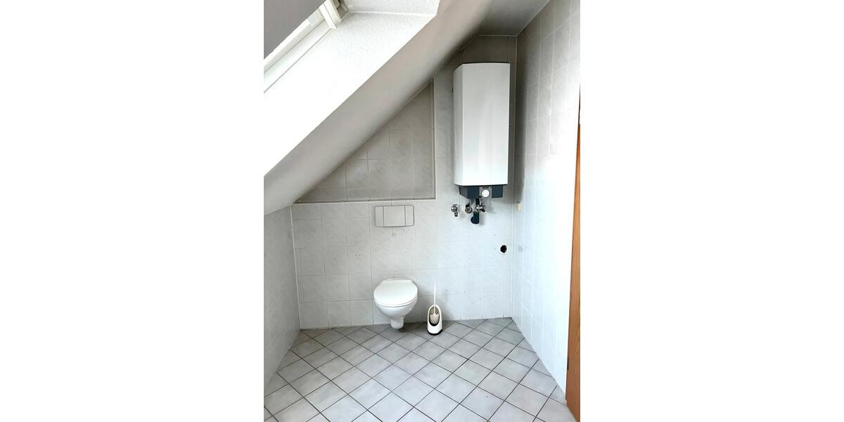 Dachgeschoßwohnung Lampertheim - 1 Zimmer, 67 m&sup2;, 195.000&euro; | Angebot:24447749