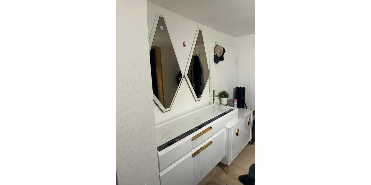 Etagenwohnung Neulußheim - 2 Zimmer, 60 m&sup2;, 750&euro; | Angebot:26227333