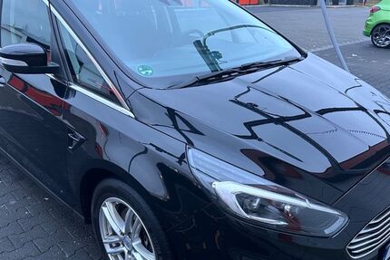 Ford S-Max 208.000 km 11.900 &euro; Neustadt 67435