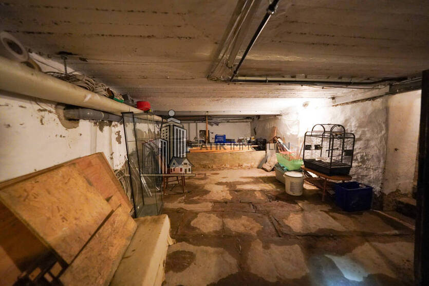 ATIK: *Entwickler aufgepasst* Wohn- u. Geschäftshaus mit Dachausbau-Potenzial in der Fußgängerzone