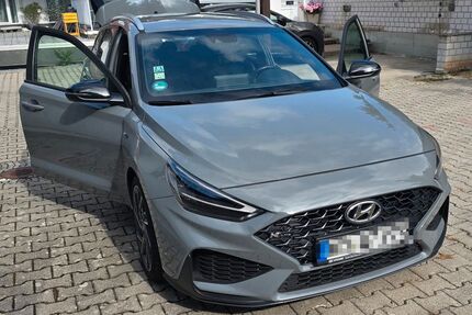 Hyundai i30 90.400 km 13.650 &euro; Mannheim 68307