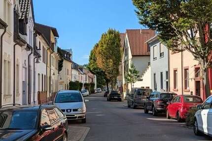 Haus Ludwigshafen am Rhein Ludwigshafen-Hemshof - 8 Zimmer, 148 m&sup2;, 299.000&euro; | Angebot:24892407